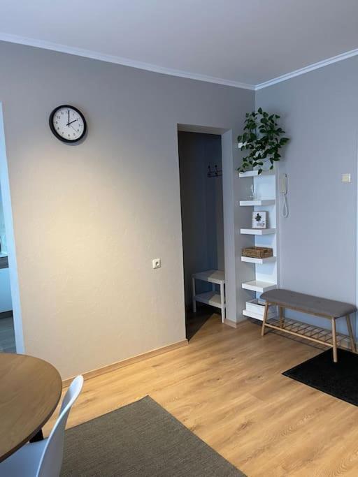 Cozy Apartment Close To Riga Airport Bagian luar foto